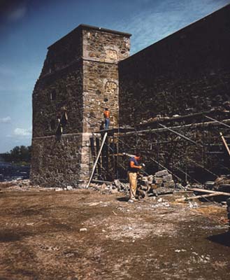 Masons at Work, 1981